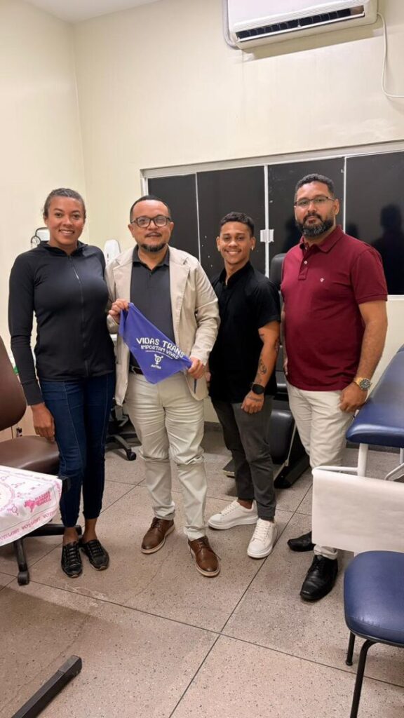 Uma vida dedicada ao serviço - Registro de uma visita ao Ambulatório Trans
